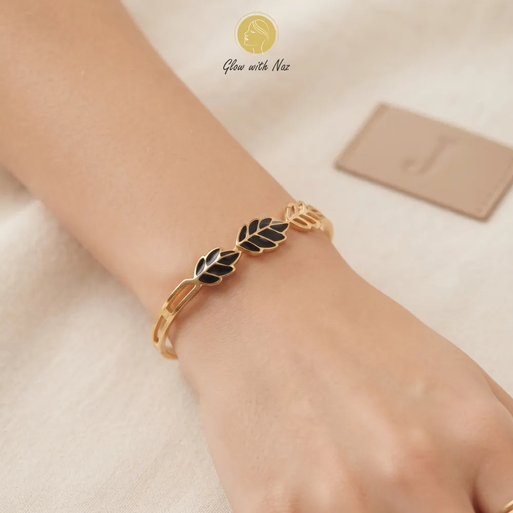 Detail shot of the stunning tarnish-free minimalist jewelry showcasing the aesthetic leaf design