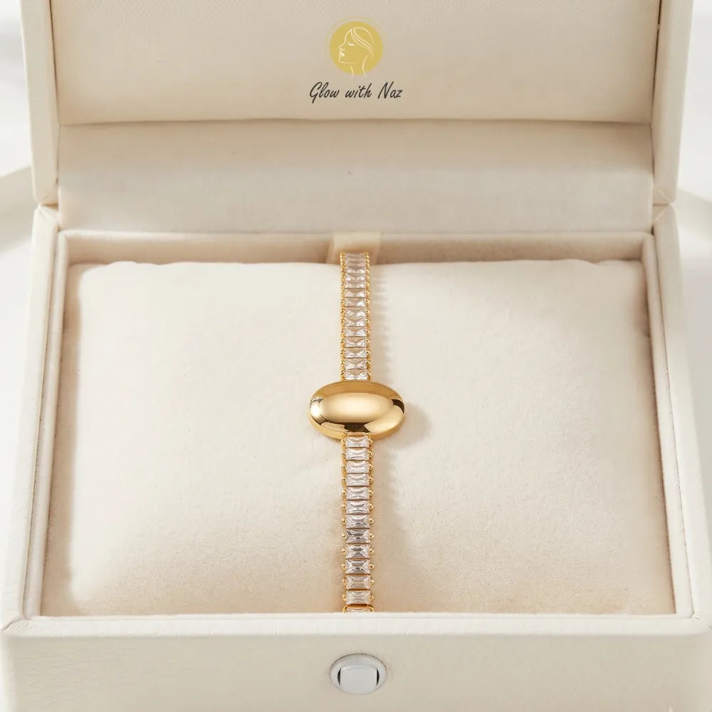 Detail shot of the stunning minimalist jewelry featuring sparkling crystals and a smooth gold centerpiece hand cuff bracelet, girls bracelet, bracelet for girls, simple bracelet, chain bracelet, bracelet chain, bracelet watch, hand bracelet, black jewellery, bracelet, ring bracelet, aesthetic bracelet, bracelet for women, bracelet set, cartier bracelet, cute bracelet, jewellery bracelet, bracelets, golden bracelet, clover bracelet, infinity bracelet, bangels, handcuffs bracelet, bracelet design, bracelet de